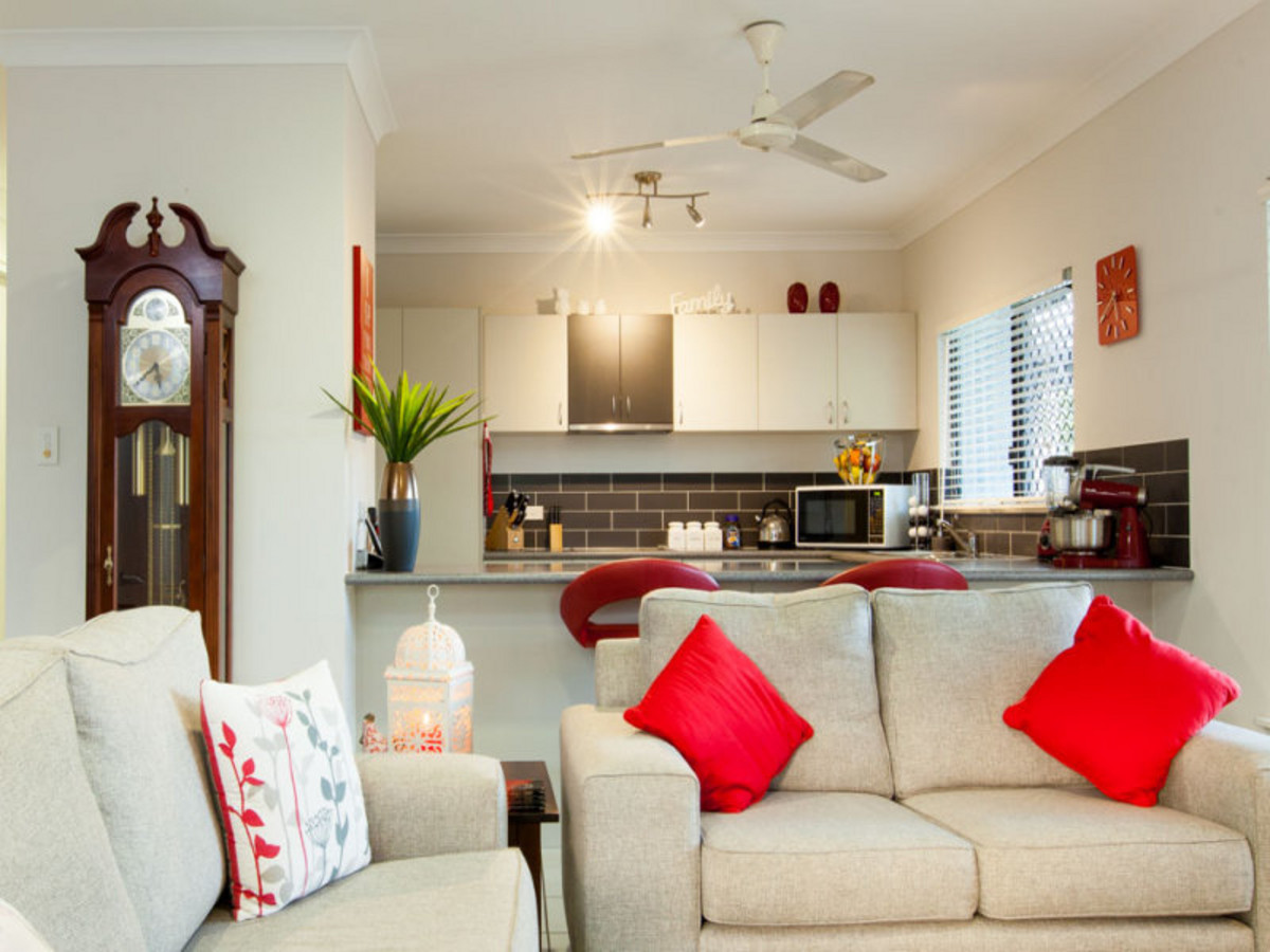 10 Mia Close, KEWARRA BEACH, QLD 4879 AUS