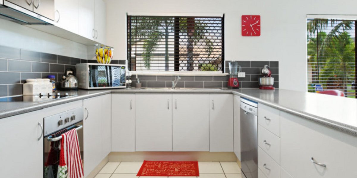 10 Mia Close, KEWARRA BEACH, QLD 4879 AUS