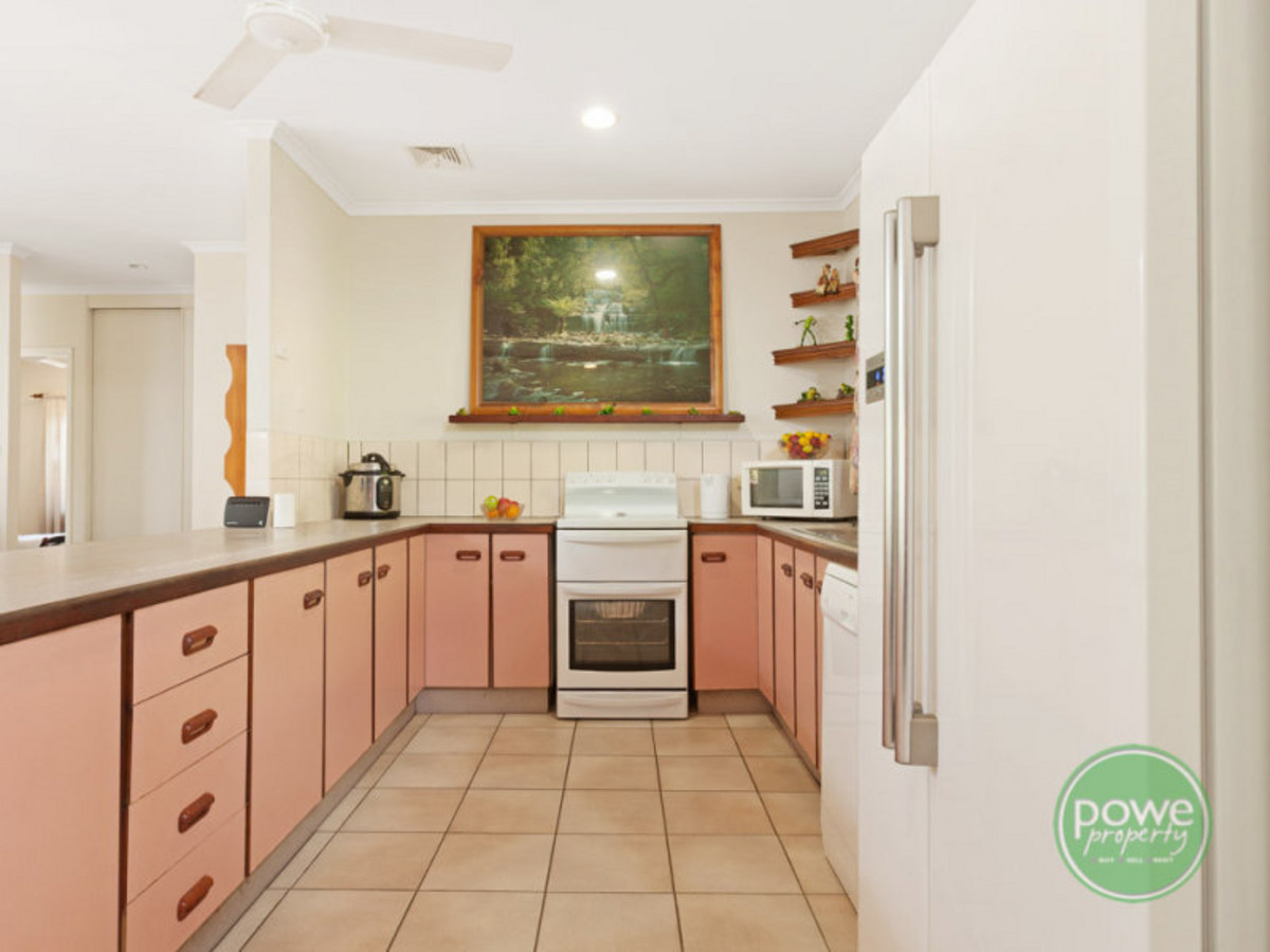 2 Torquay Close, KEWARRA BEACH, QLD 4879 AUS