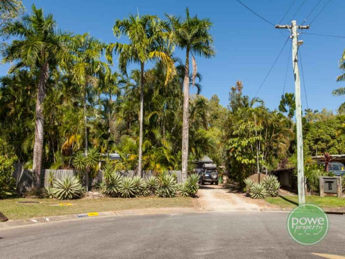 2 Torquay Close, KEWARRA BEACH, QLD 4879 AUS