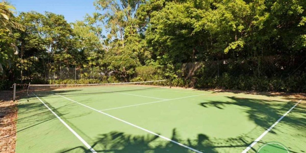 1/190-194 Irene Street, MOOROOBOOL, QLD 4870 AUS