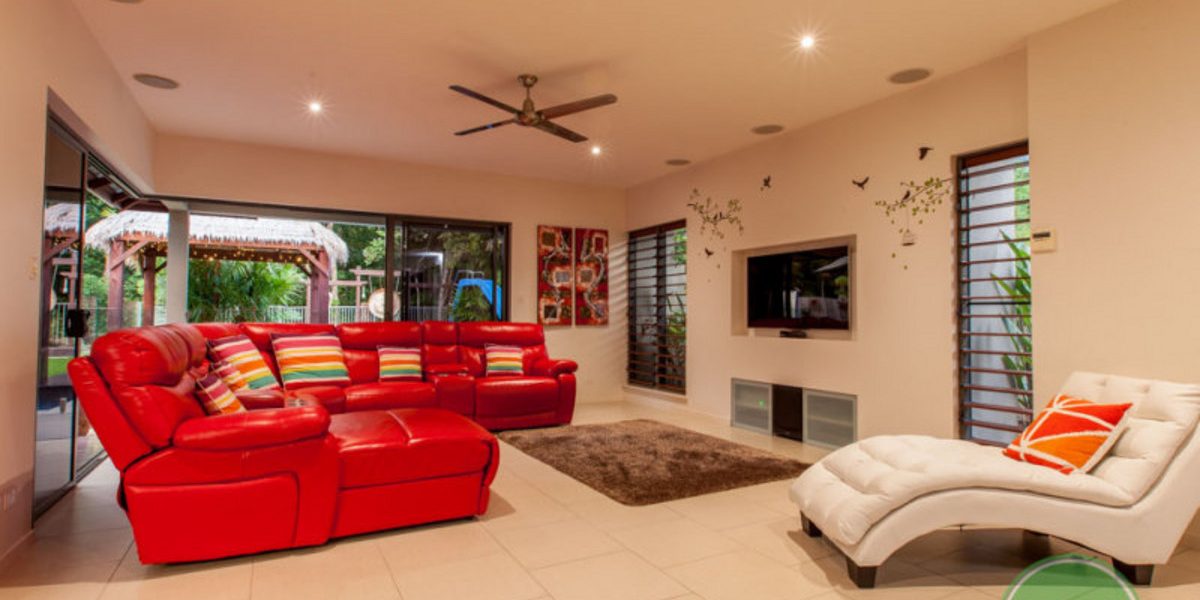 17 Muller Street, PALM COVE, QLD 4879 AUS