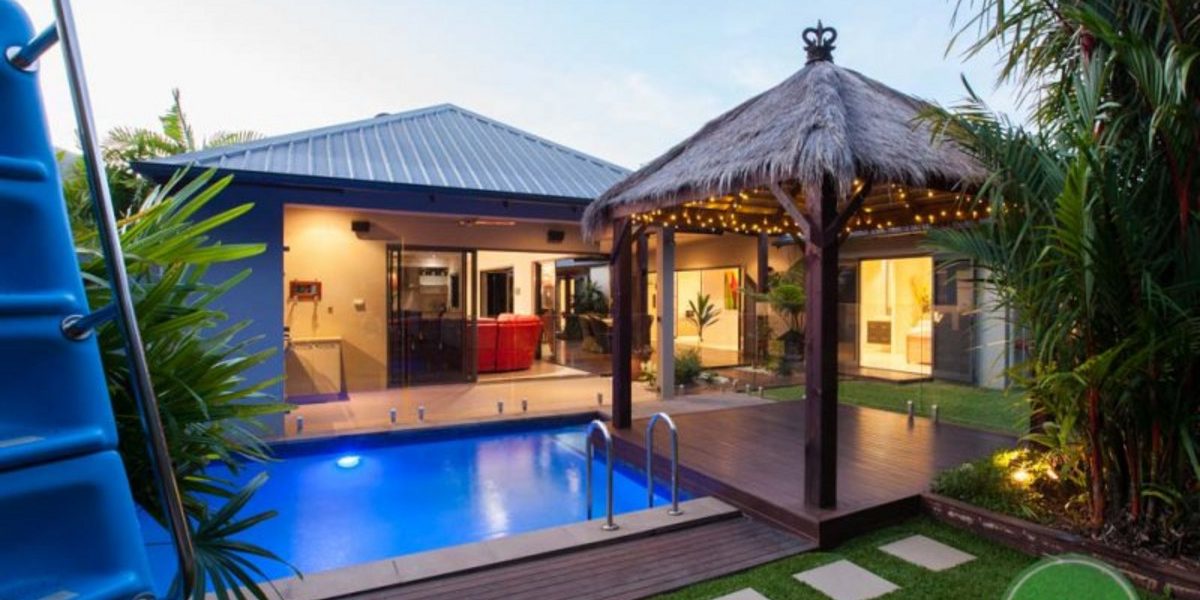17 Muller Street, PALM COVE, QLD 4879 AUS