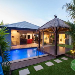 17 Muller Street, PALM COVE, QLD 4879 AUS