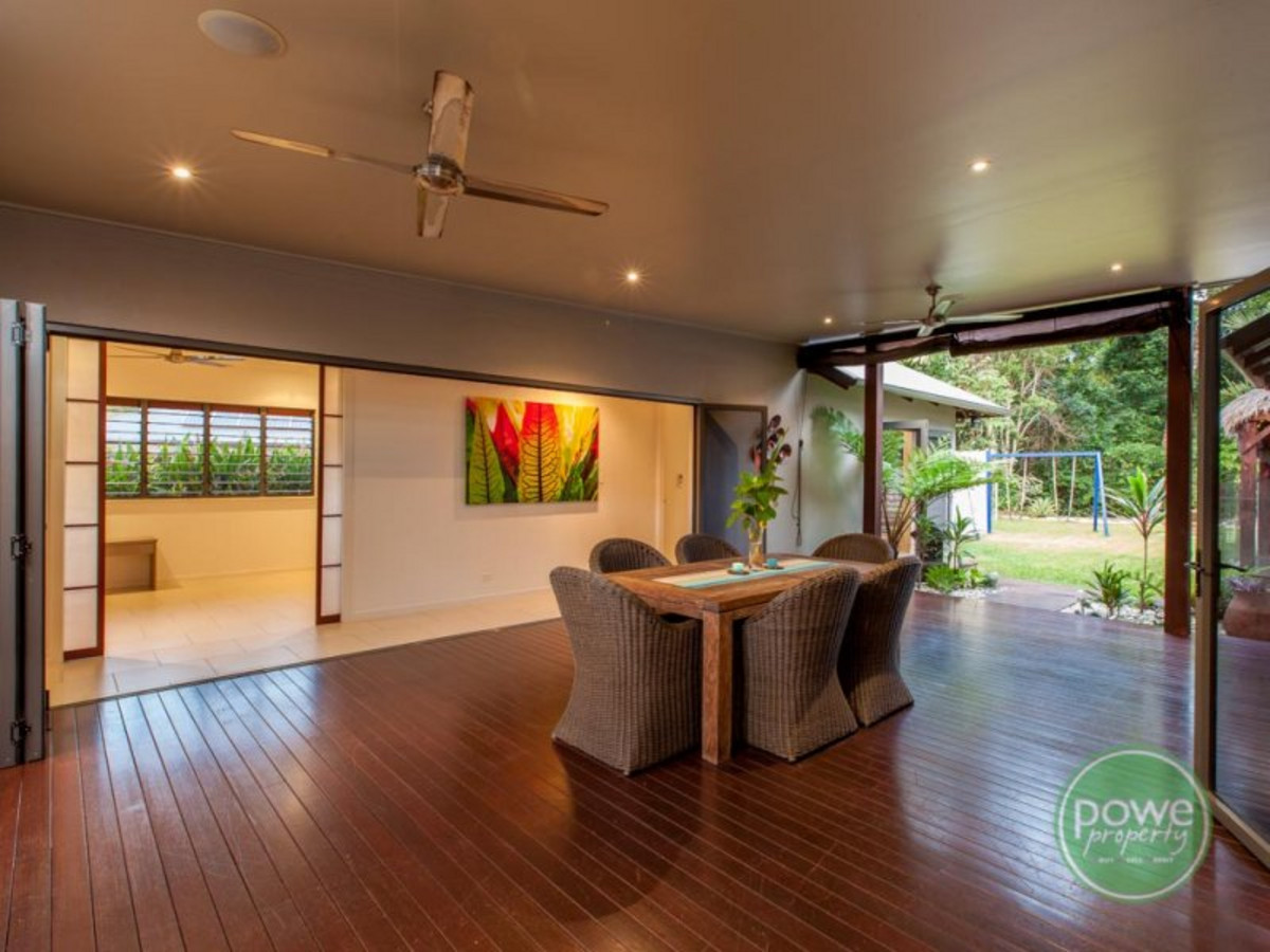 17 Muller Street, PALM COVE, QLD 4879 AUS