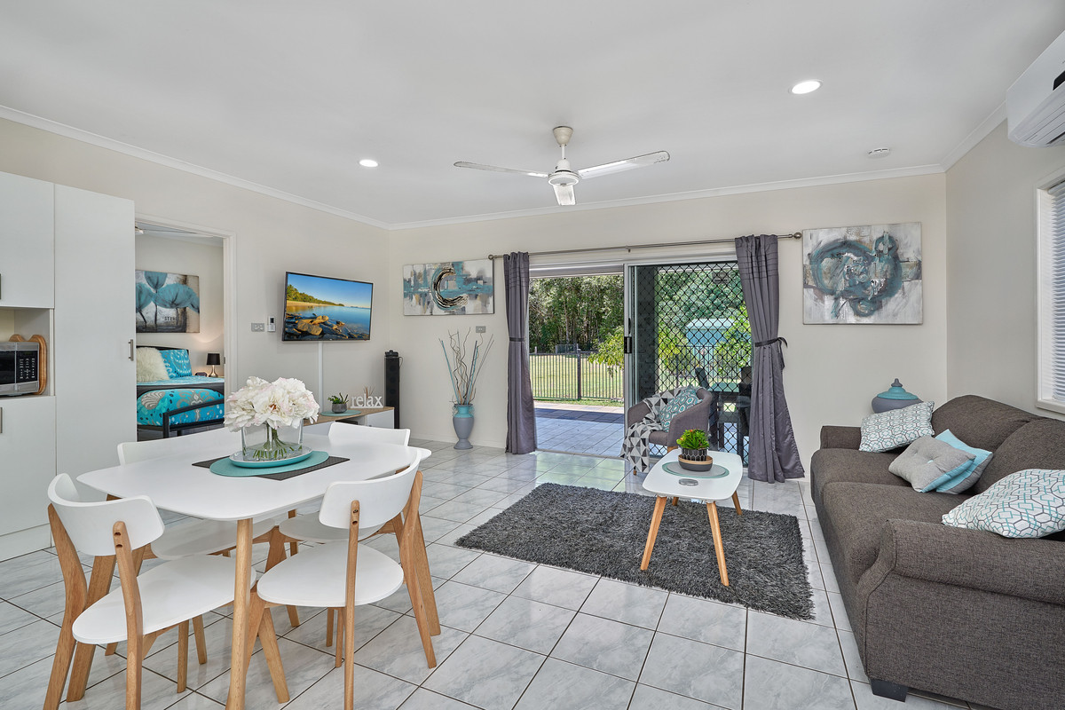 11 Hicks Close, Kewarra Beach, QLD 4879 AUS
