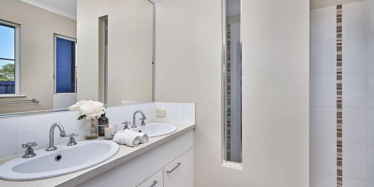 28 Quartzborough Promenade, Trinity Park, QLD 4879 AUS