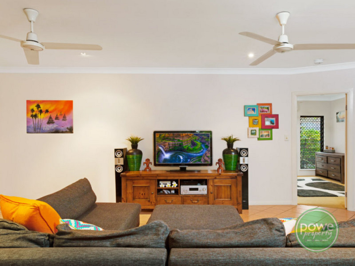 2 Alva Close, KEWARRA BEACH, QLD 4879 AUS