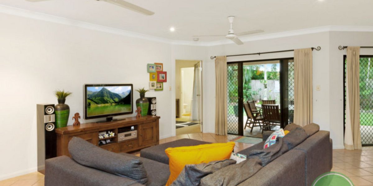 2 Alva Close, KEWARRA BEACH, QLD 4879 AUS