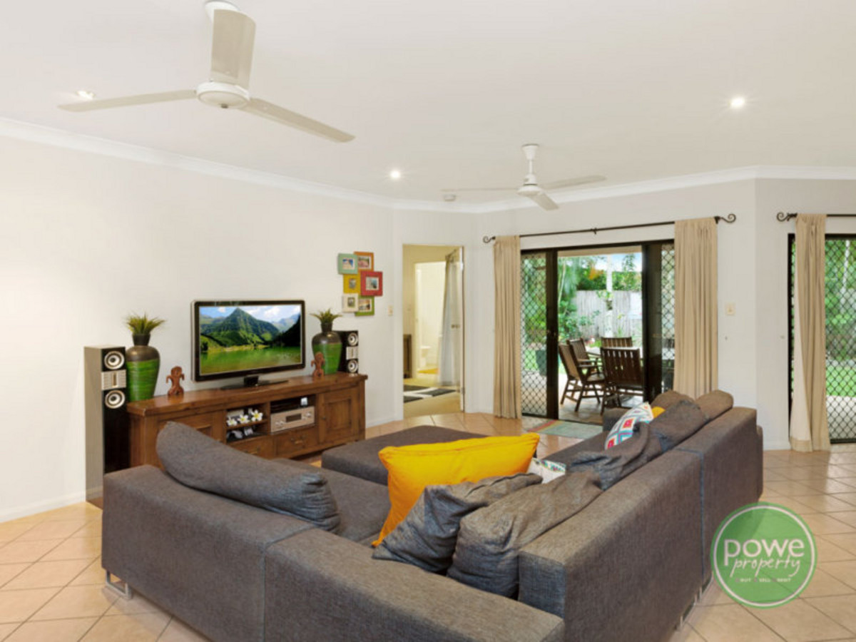 2 Alva Close, KEWARRA BEACH, QLD 4879 AUS