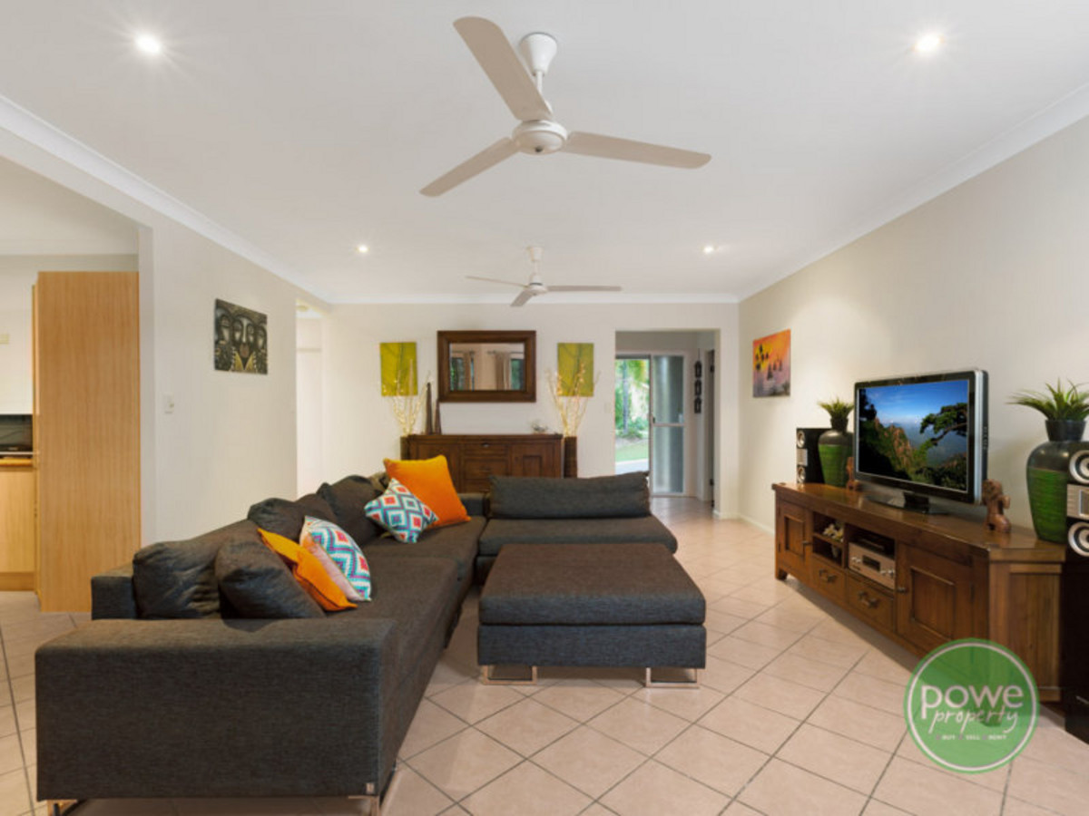 2 Alva Close, KEWARRA BEACH, QLD 4879 AUS