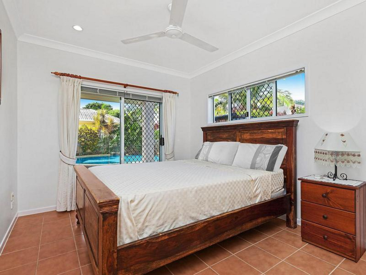 14 Parkinson Avenue, KEWARRA BEACH, QLD 4879 AUS