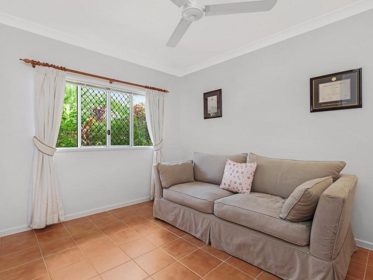 14 Parkinson Avenue, KEWARRA BEACH, QLD 4879 AUS