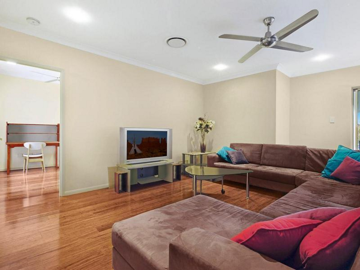 7 Iridescent Close, TRINITY PARK, QLD 4879 AUS