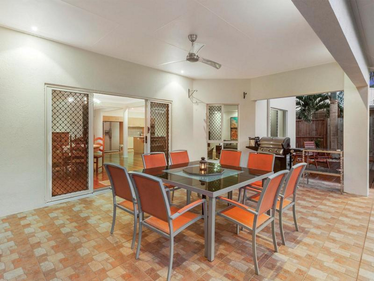 7 Iridescent Close, TRINITY PARK, QLD 4879 AUS