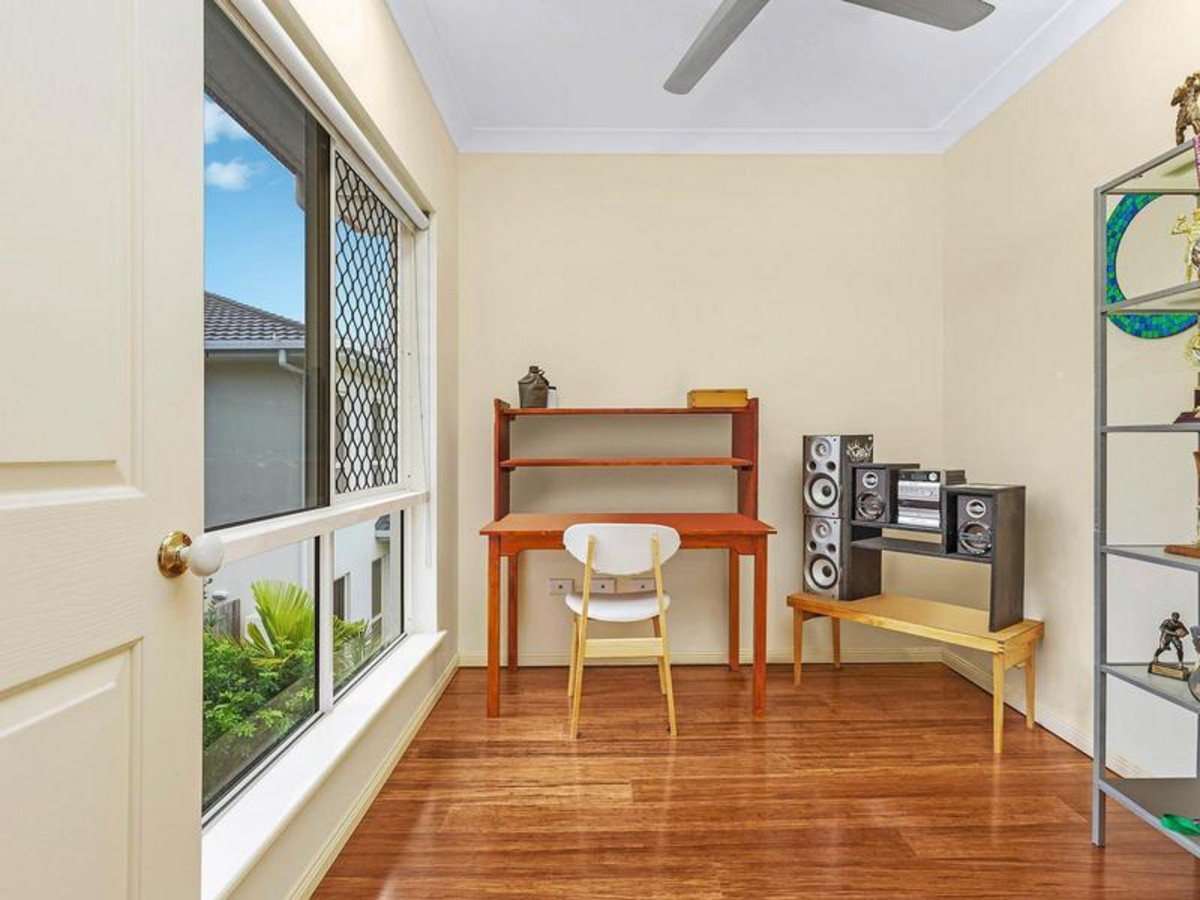 7 Iridescent Close, TRINITY PARK, QLD 4879 AUS