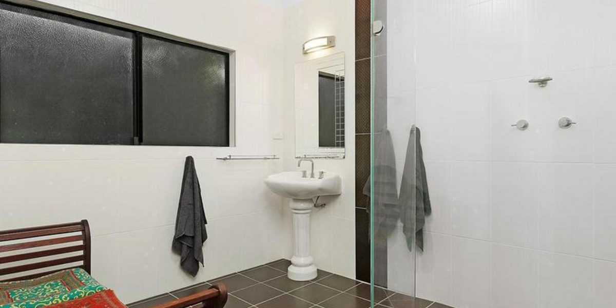 39 Beaver Street, CLIFTON BEACH, QLD 4879 AUS