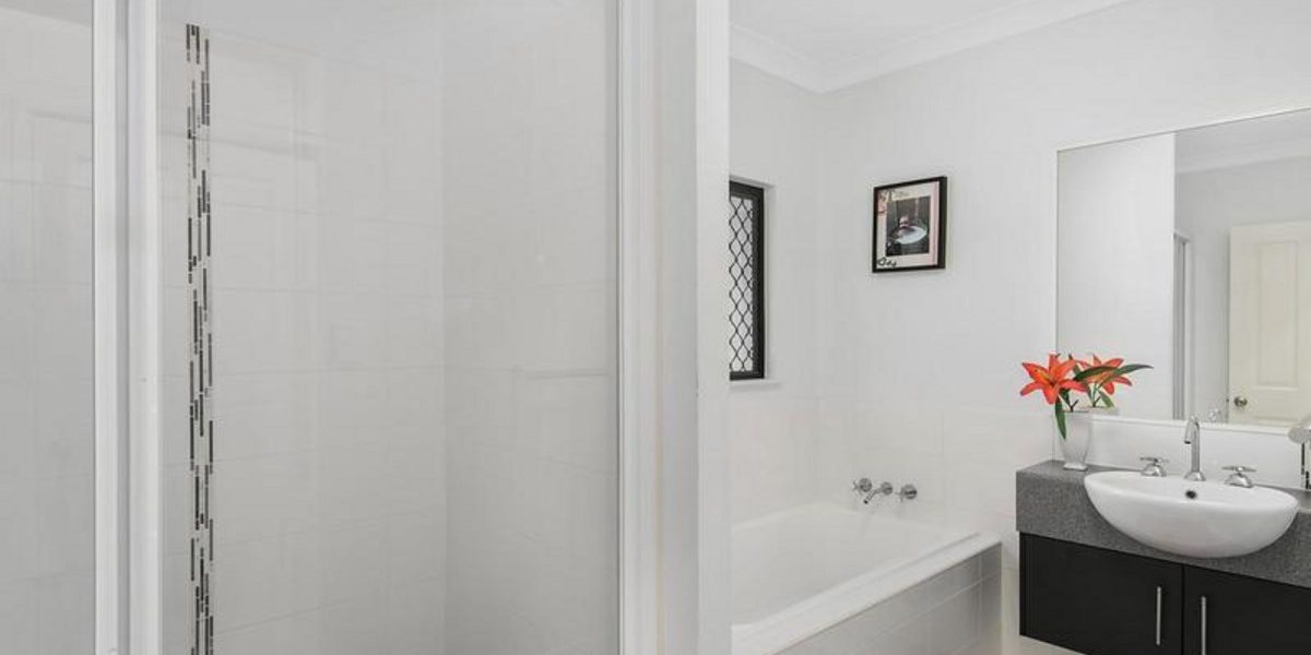 32 Flagstone Terrace, SMITHFIELD, QLD 4878 AUS