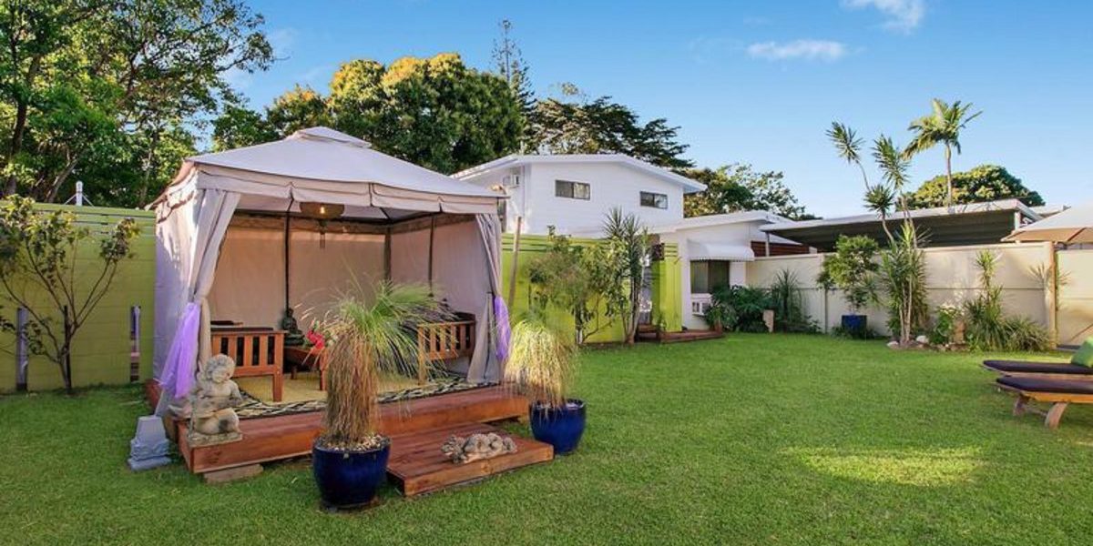 8 Carina Close, White Rock, QLD 4868 AUS