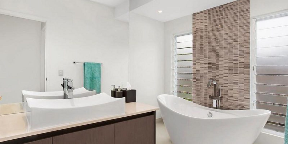 17 Aurelia Road, PALM COVE, QLD 4879 AUS