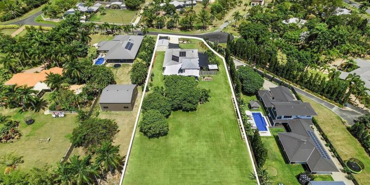 26 Joseph Banks Close, KEWARRA BEACH, QLD 4879 AUS