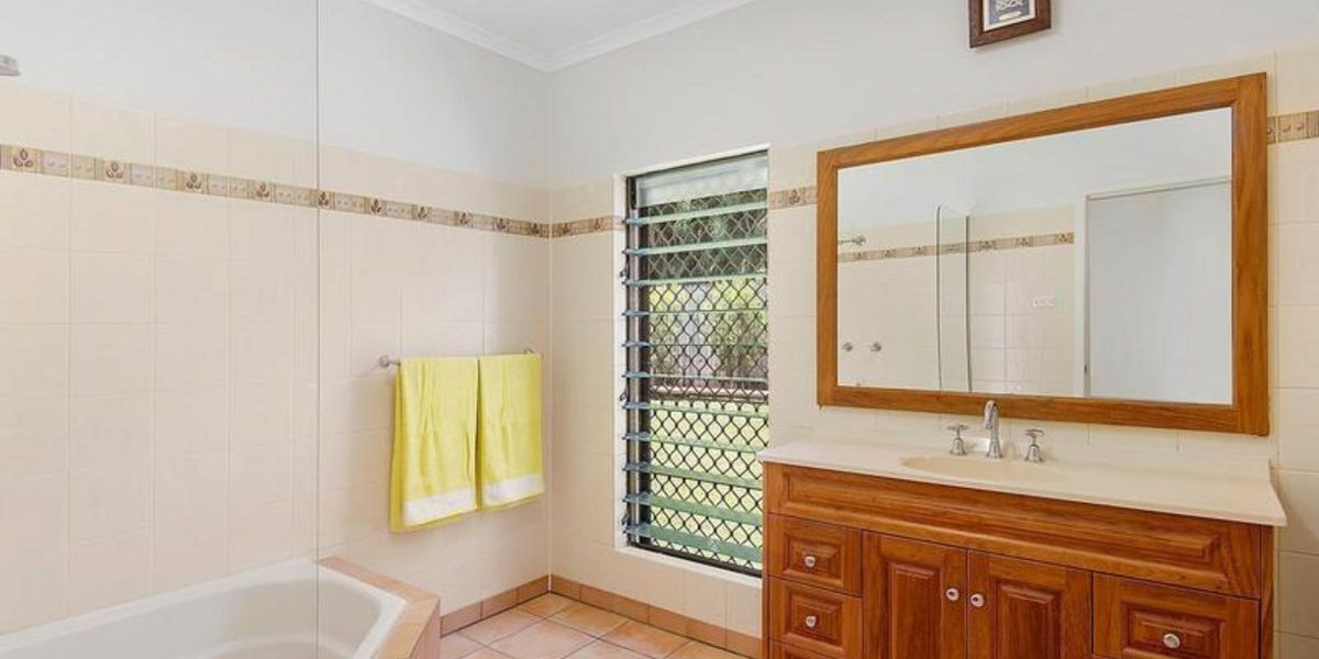 26 Joseph Banks Close, KEWARRA BEACH, QLD 4879 AUS