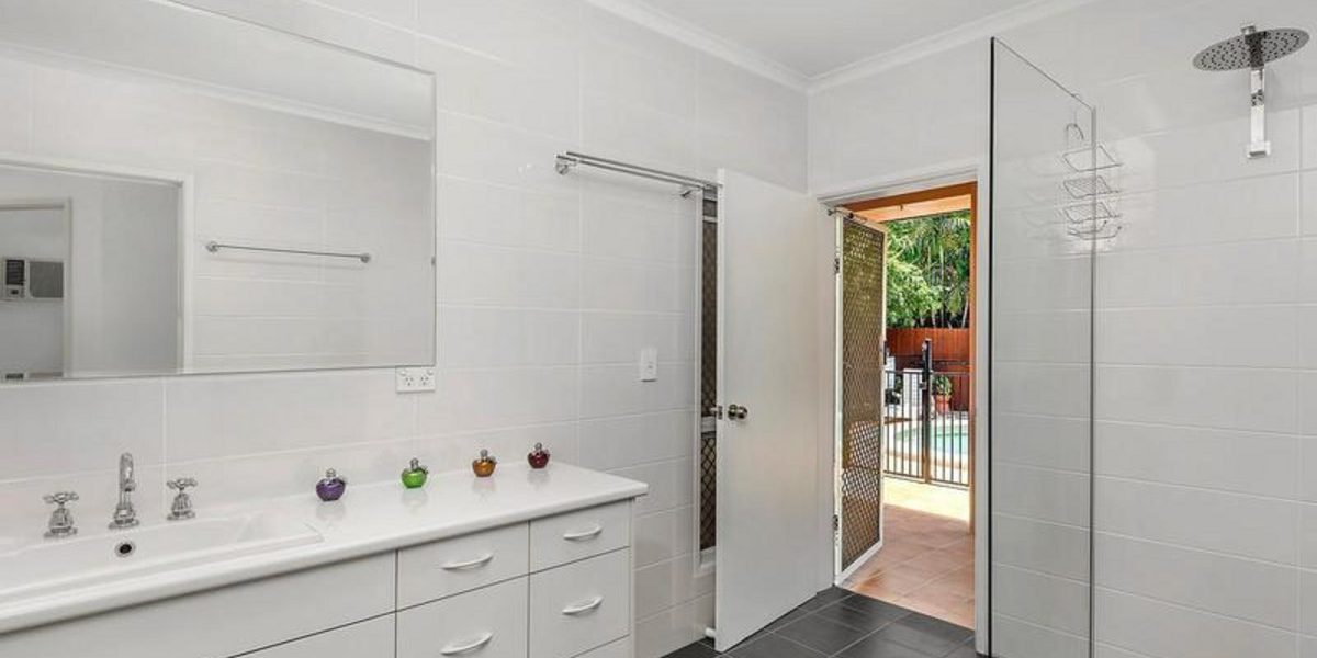 52 Sidlaw Street, SMITHFIELD, QLD 4878 AUS