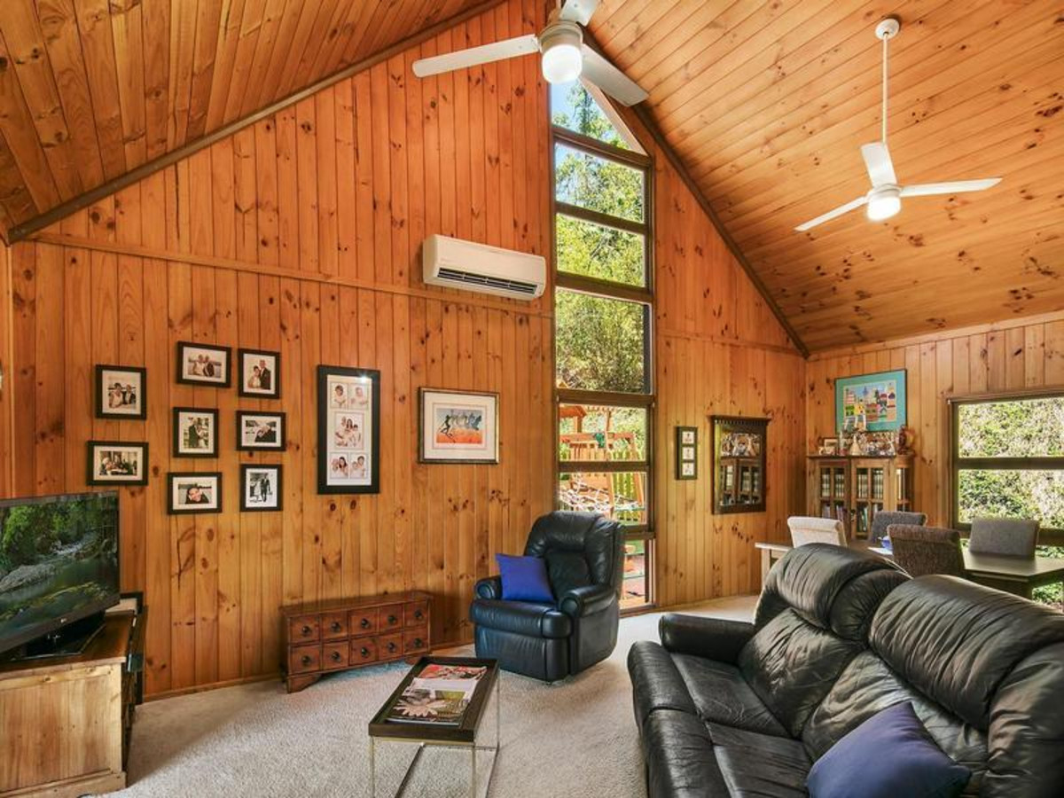 1 Kiriwina Close, Trinity Beach, QLD 4879 AUS