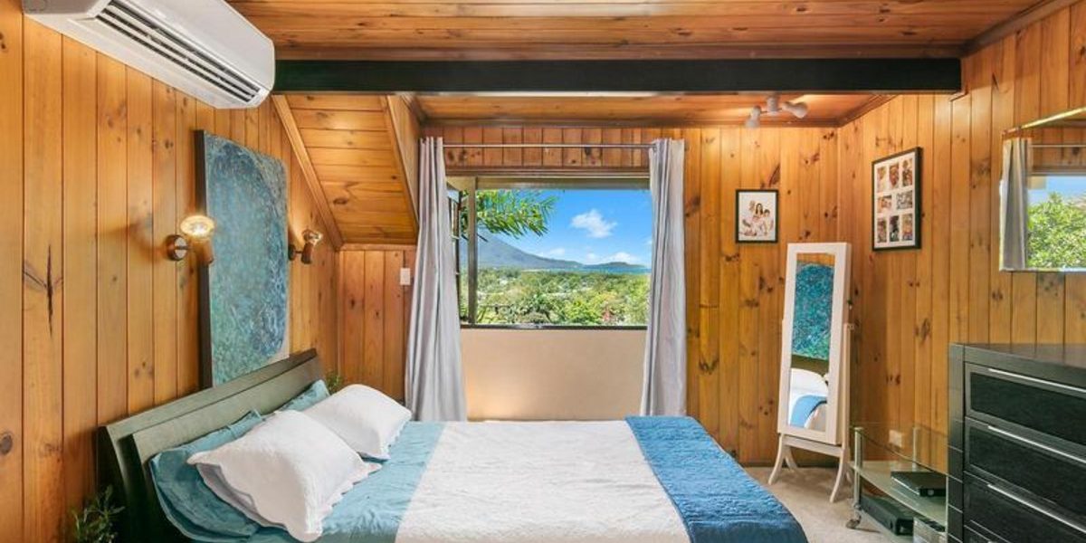 1 Kiriwina Close, Trinity Beach, QLD 4879 AUS