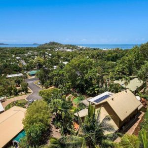 1 Kiriwina Close, Trinity Beach, QLD 4879 AUS