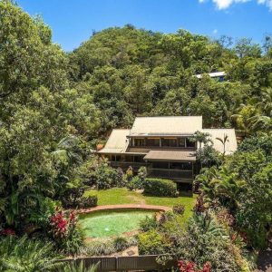 1 Kiriwina Close, Trinity Beach, QLD 4879 AUS