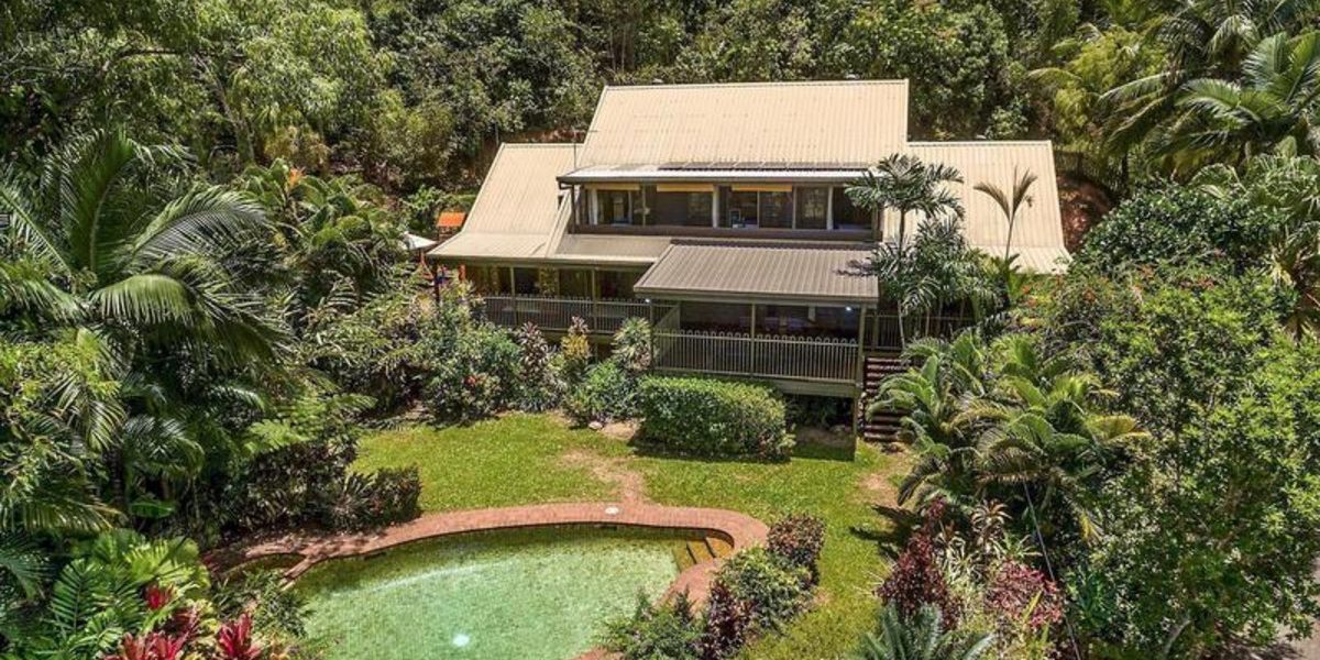 1 Kiriwina Close, Trinity Beach, QLD 4879 AUS