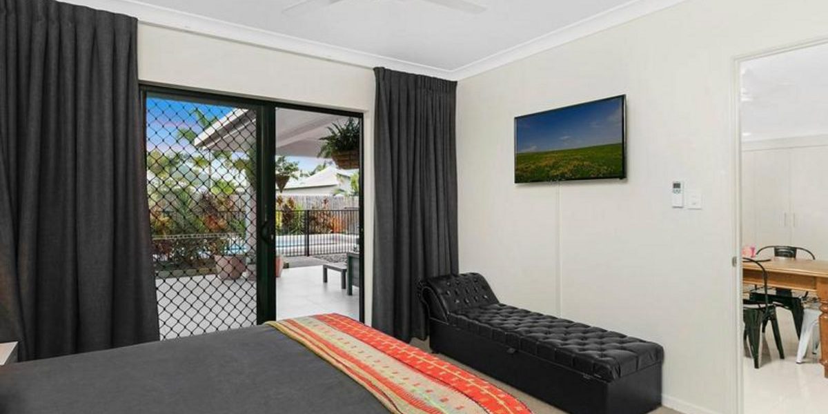 18 Como Close, KEWARRA BEACH, QLD 4879 AUS