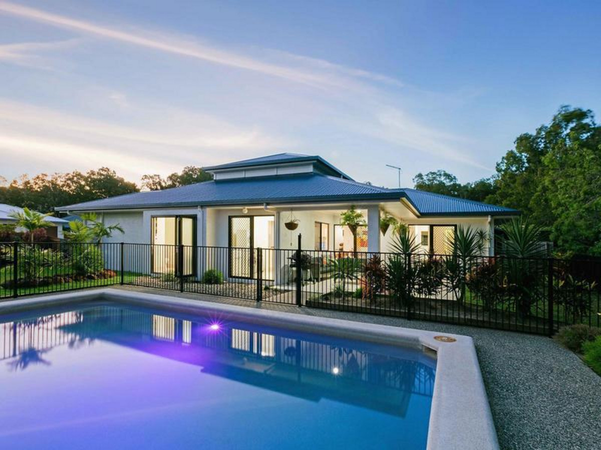 18 Como Close, KEWARRA BEACH, QLD 4879 AUS