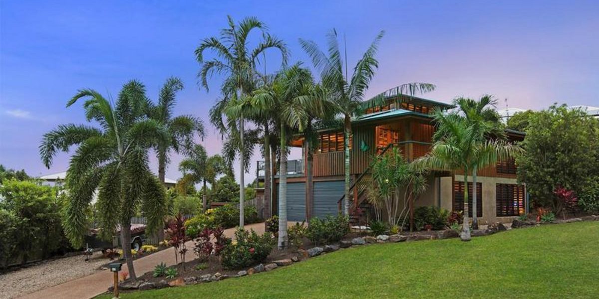 17 Everglades Street, PALM COVE, QLD 4879 AUS