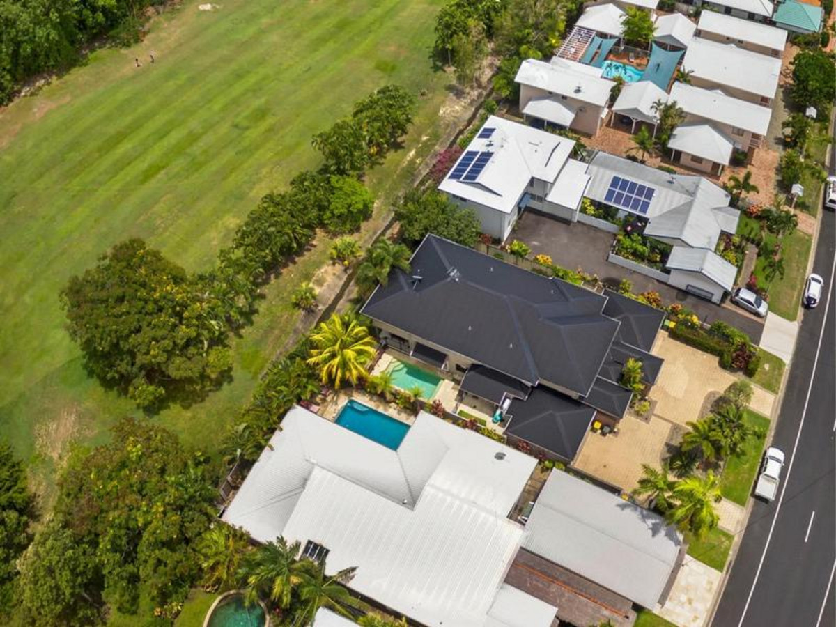 84 Cedar Road, Palm Cove, QLD 4879 AUS