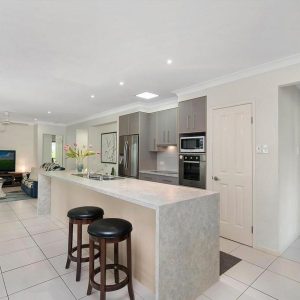 4 Floreat Close, KEWARRA BEACH, QLD 4879 AUS
