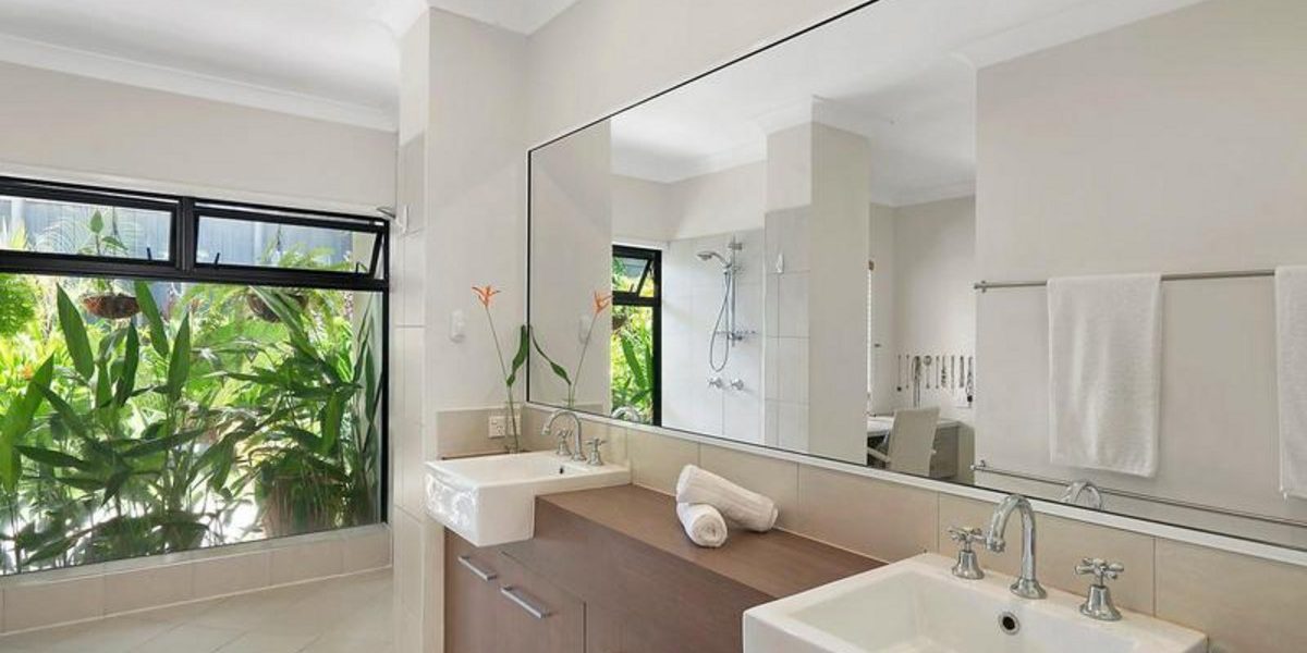 4 Floreat Close, KEWARRA BEACH, QLD 4879 AUS