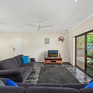 4 Whelk Street, TRINITY BEACH, QLD 4879 AUS
