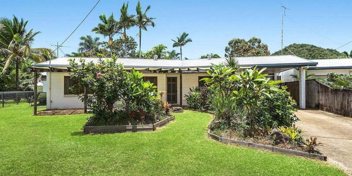 4 Whelk Street, TRINITY BEACH, QLD 4879 AUS