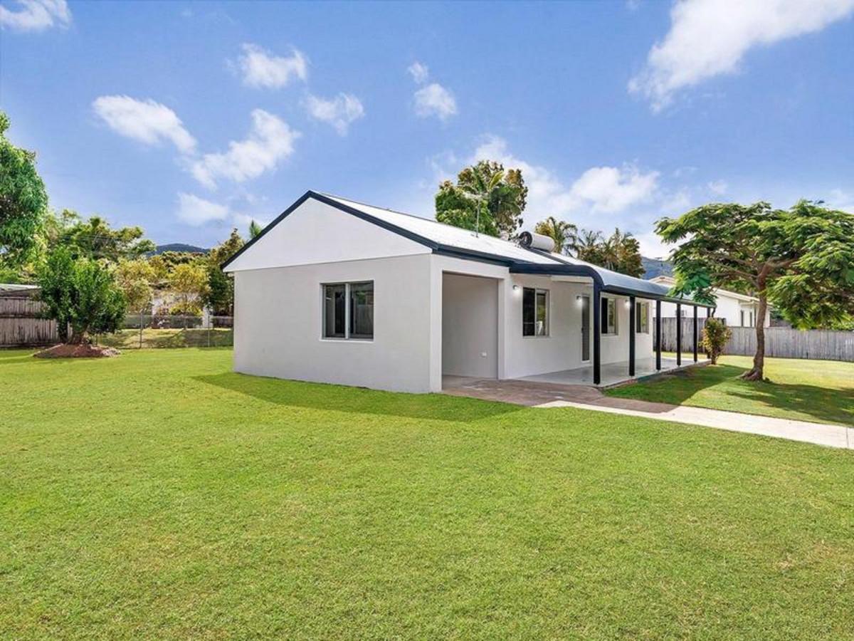 7 Mahab Street, KEWARRA BEACH, QLD 4879 AUS