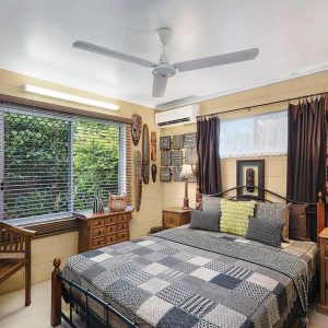 59 Veivers Road, Palm Cove, QLD 4879 AUS