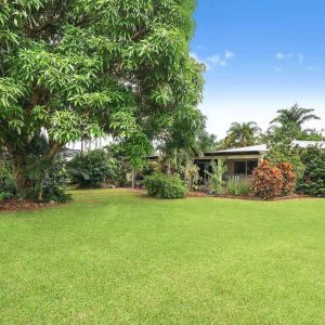 14 Cambrian Avenue, SMITHFIELD, QLD 4878 AUS