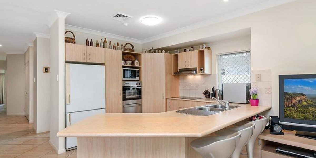 40 Orton Avenue, KEWARRA BEACH, QLD 4879 AUS