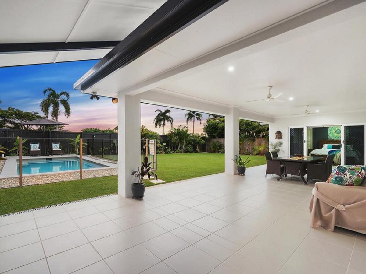 4 Tanjong Close, KEWARRA BEACH, QLD 4879 AUS