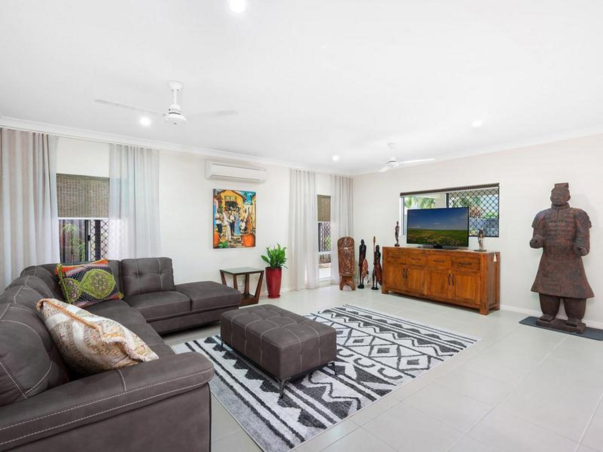 4 Tanjong Close, KEWARRA BEACH, QLD 4879 AUS