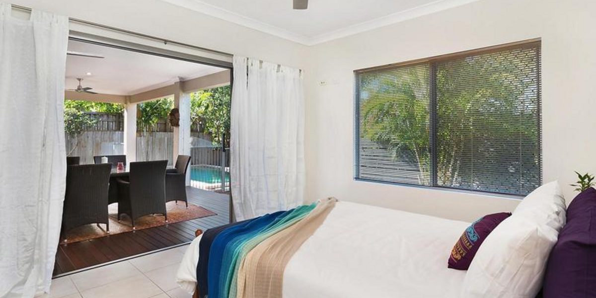 10 Barnacle Street, TRINITY BEACH, QLD 4879 AUS