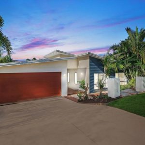 10 Barnacle Street, TRINITY BEACH, QLD 4879 AUS
