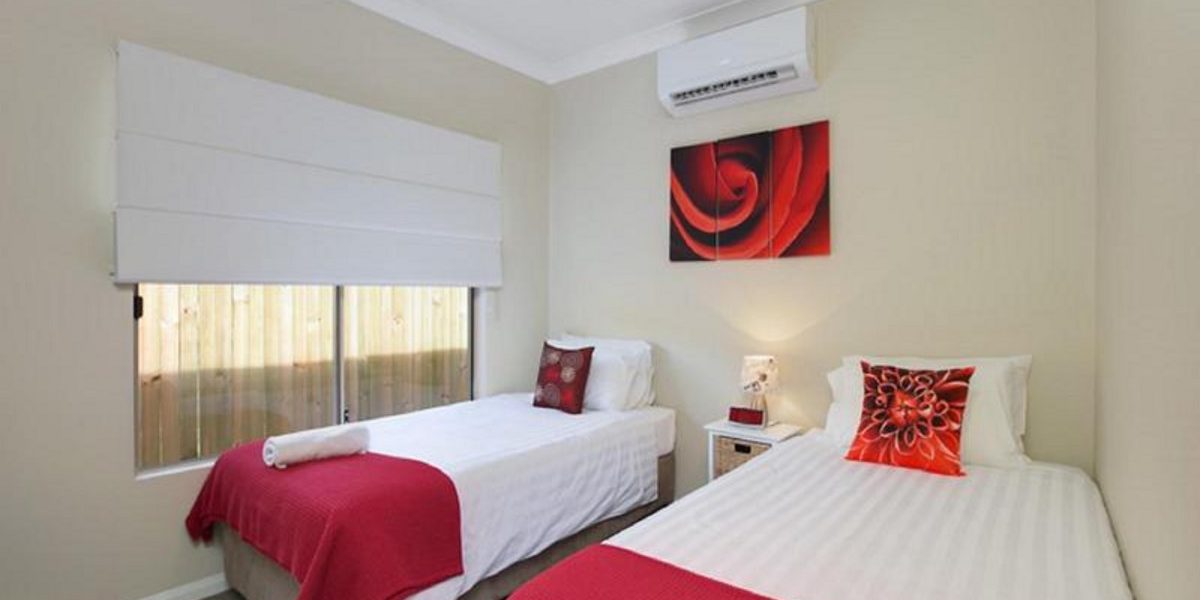 9 Sennfeld Close, Palm Cove, QLD 4879 AUS