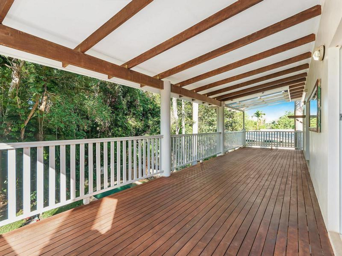 32 Callum Street, MOOROOBOOL, QLD 4870 AUS